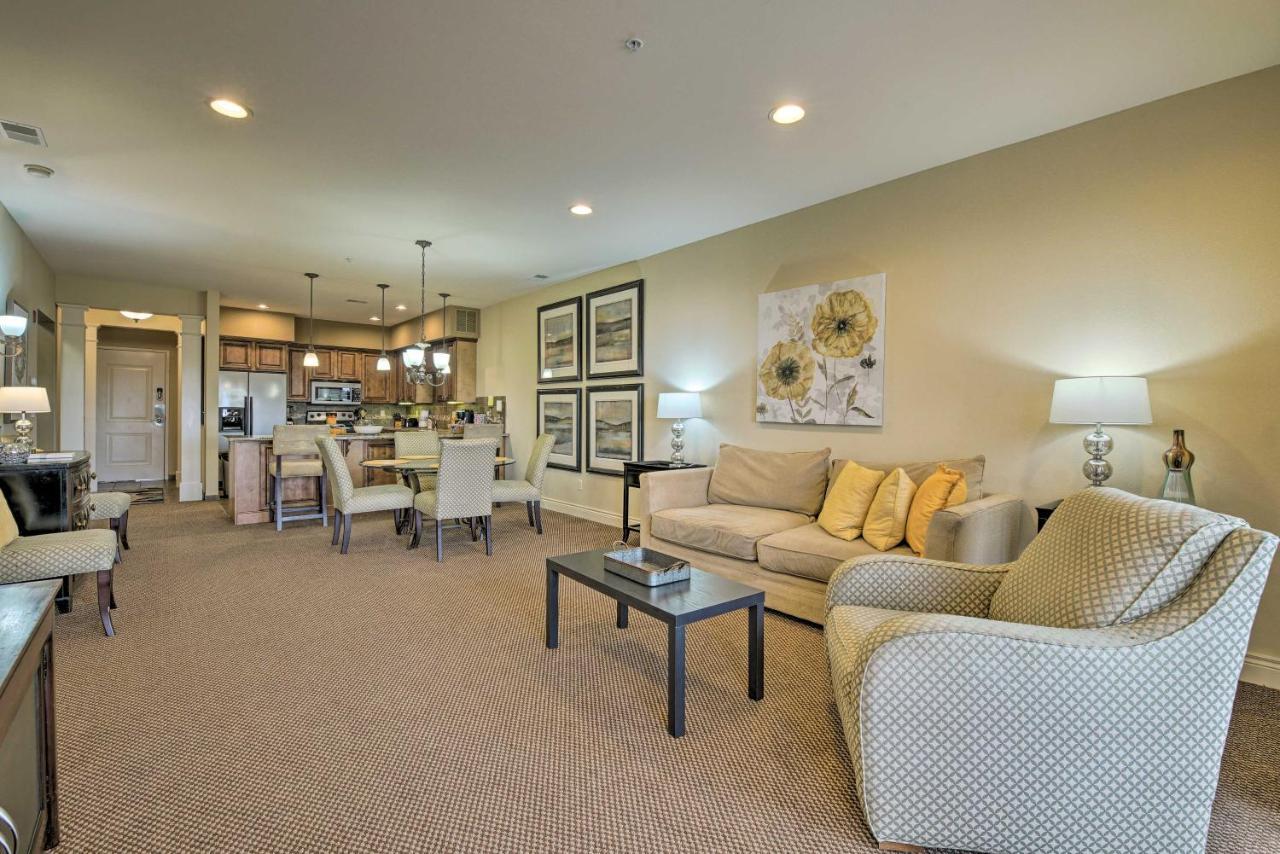 Inviting Branson Condo With Outdoor Dining Area Екстер'єр фото